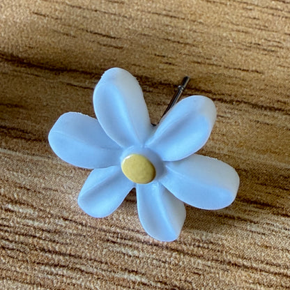 Daisy Earrings (studs)