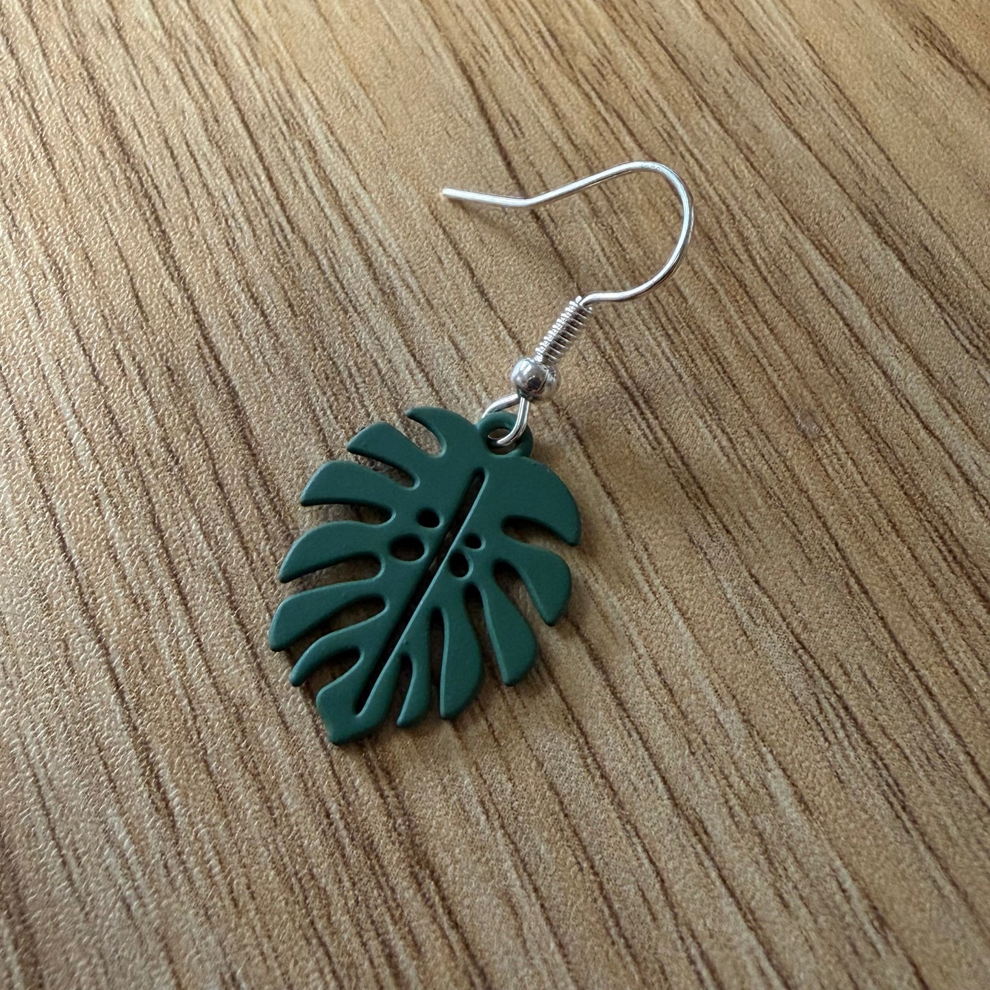Monstera Simple Earrings