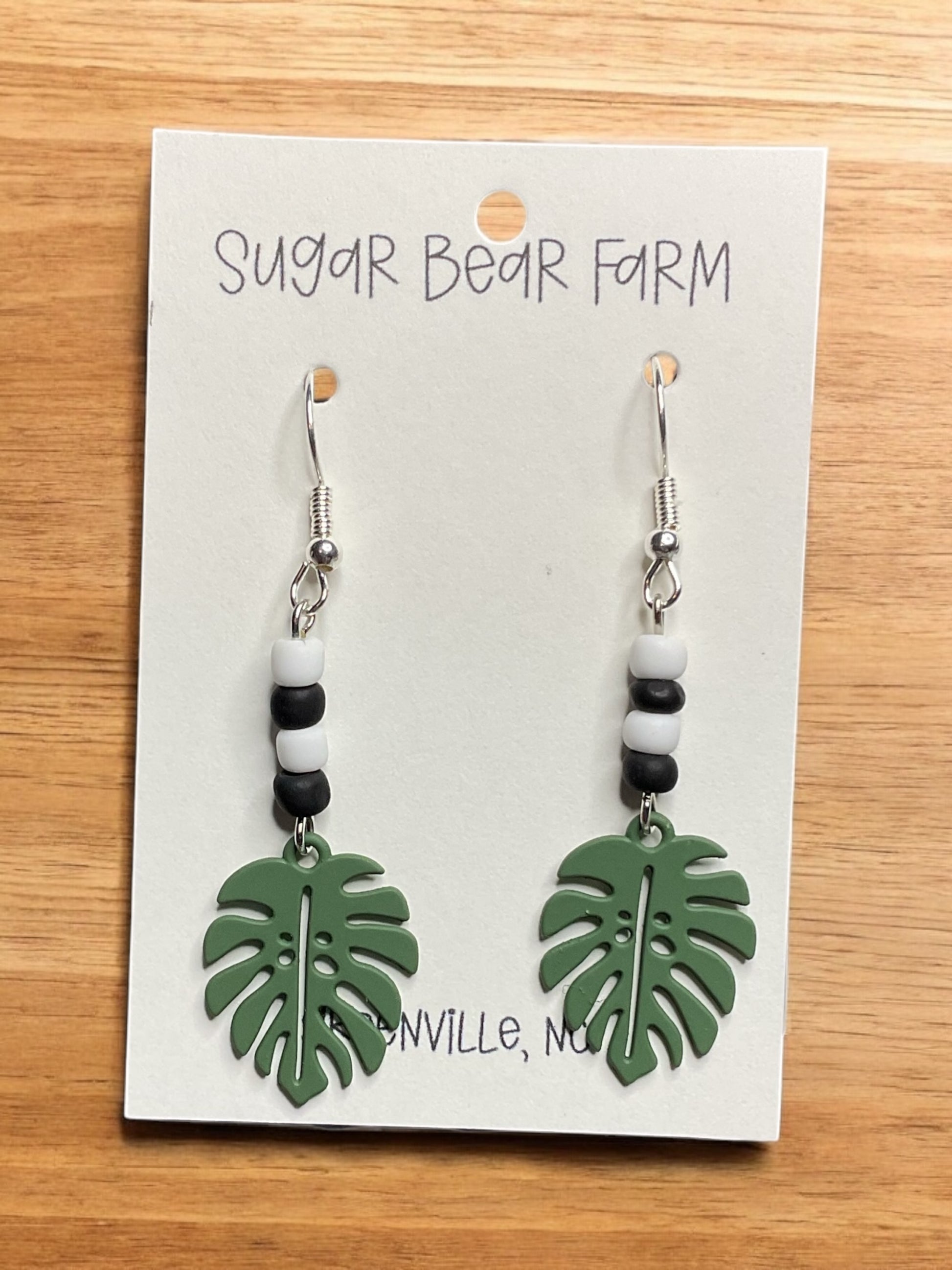 monstera and beads earrings