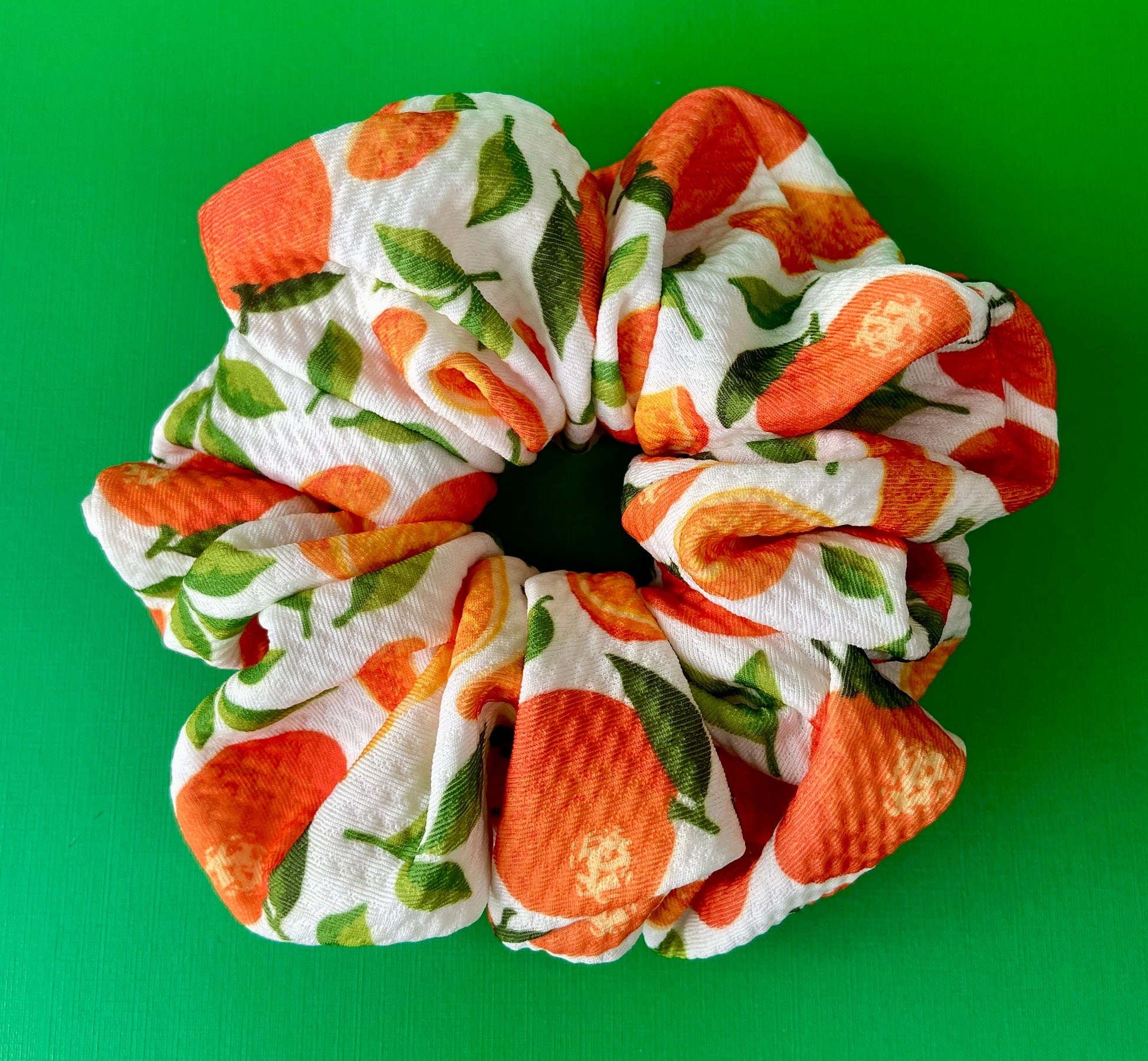 scrunchie with oranges