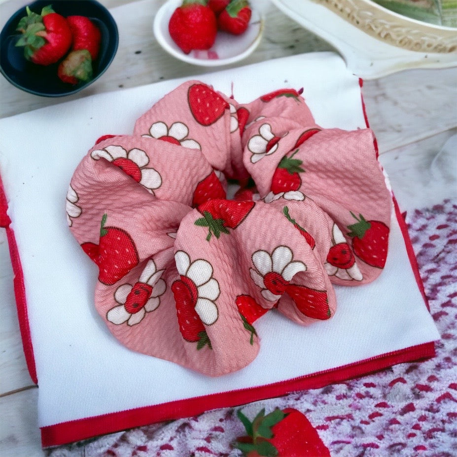 Strawberries and flowers pink scrunchie