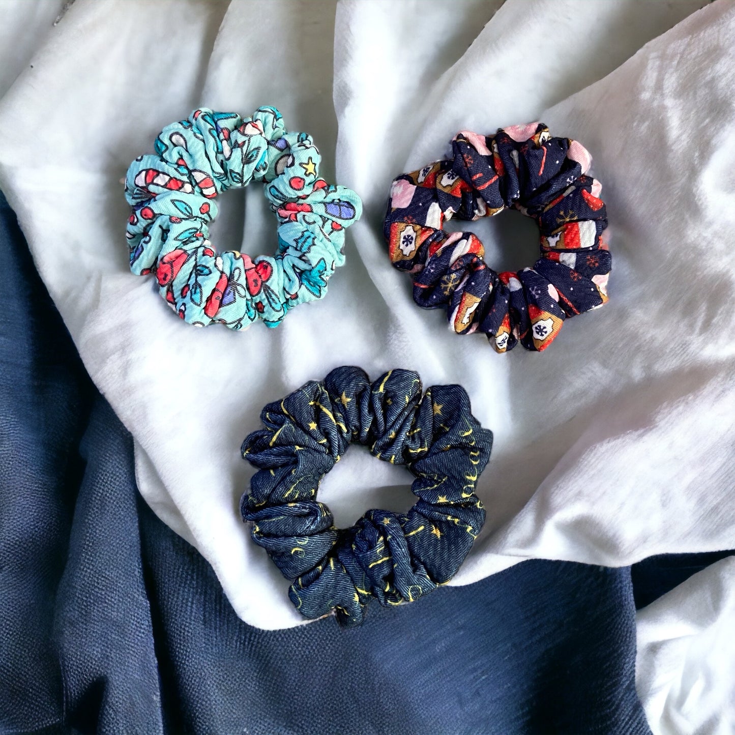 Winter Coffee and Snowflakes Dark Blue Scrunchies