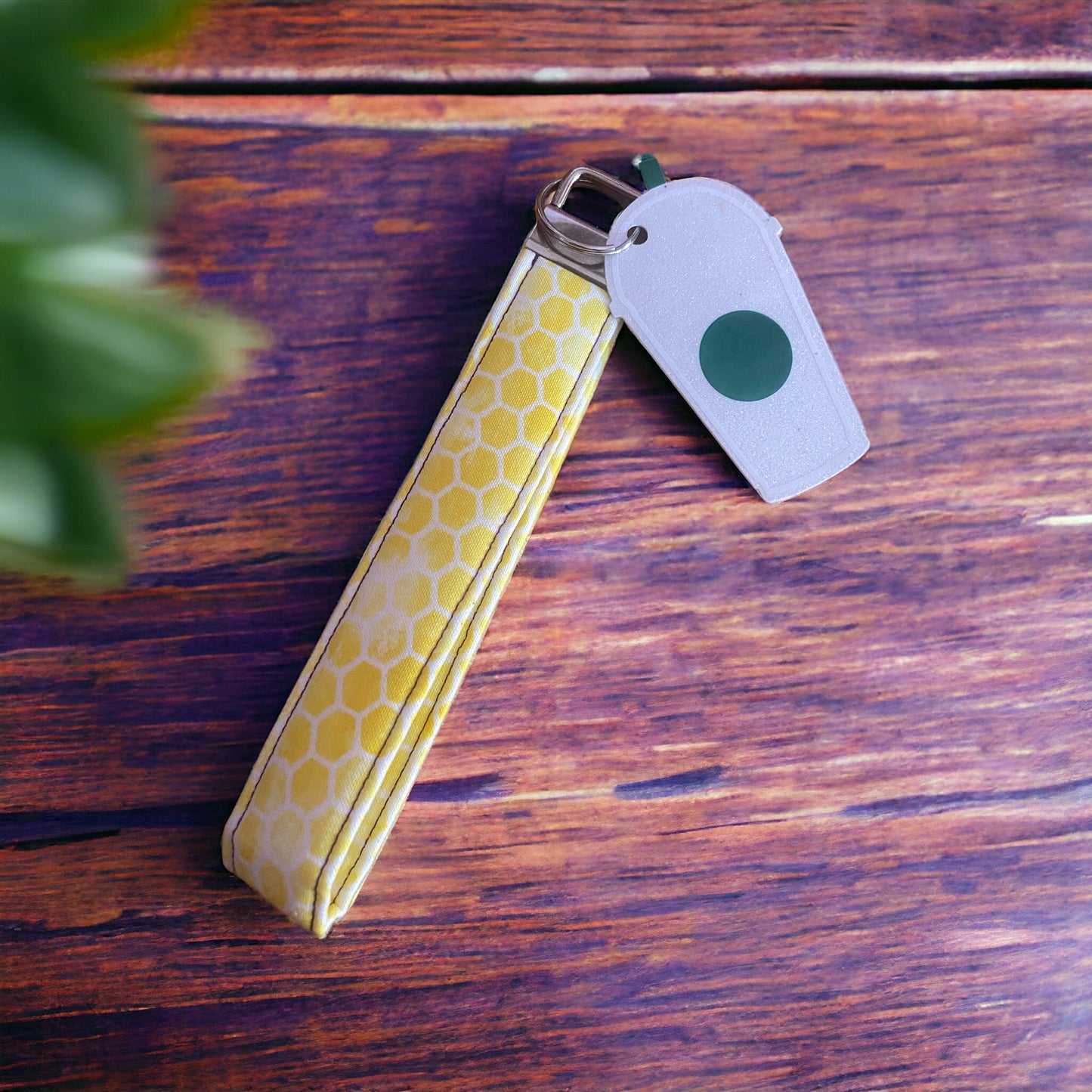 honeycomb keychain and gift card