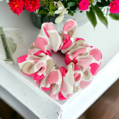 pink hearts scrunchie